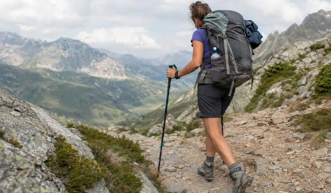 Meilleur sac à dos trek femme : les 6 modèles que nous recommandons